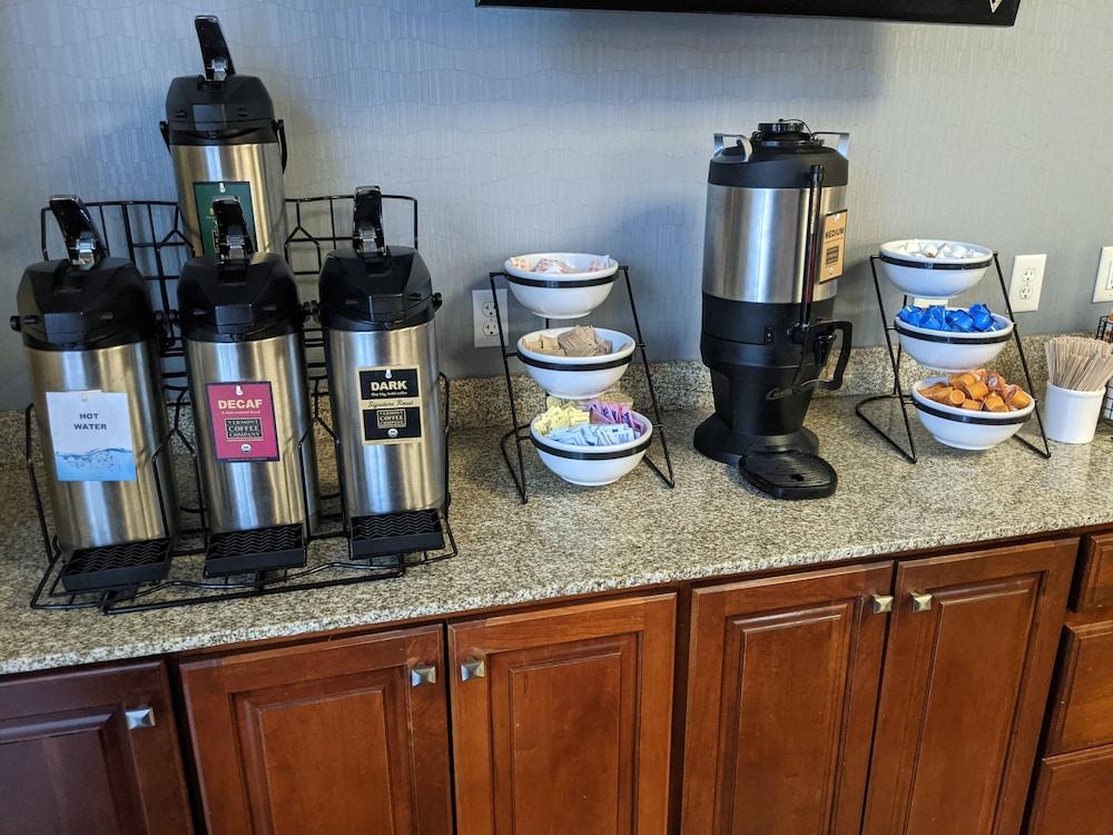 Comfort Inn & Suites Burlington Esterno foto