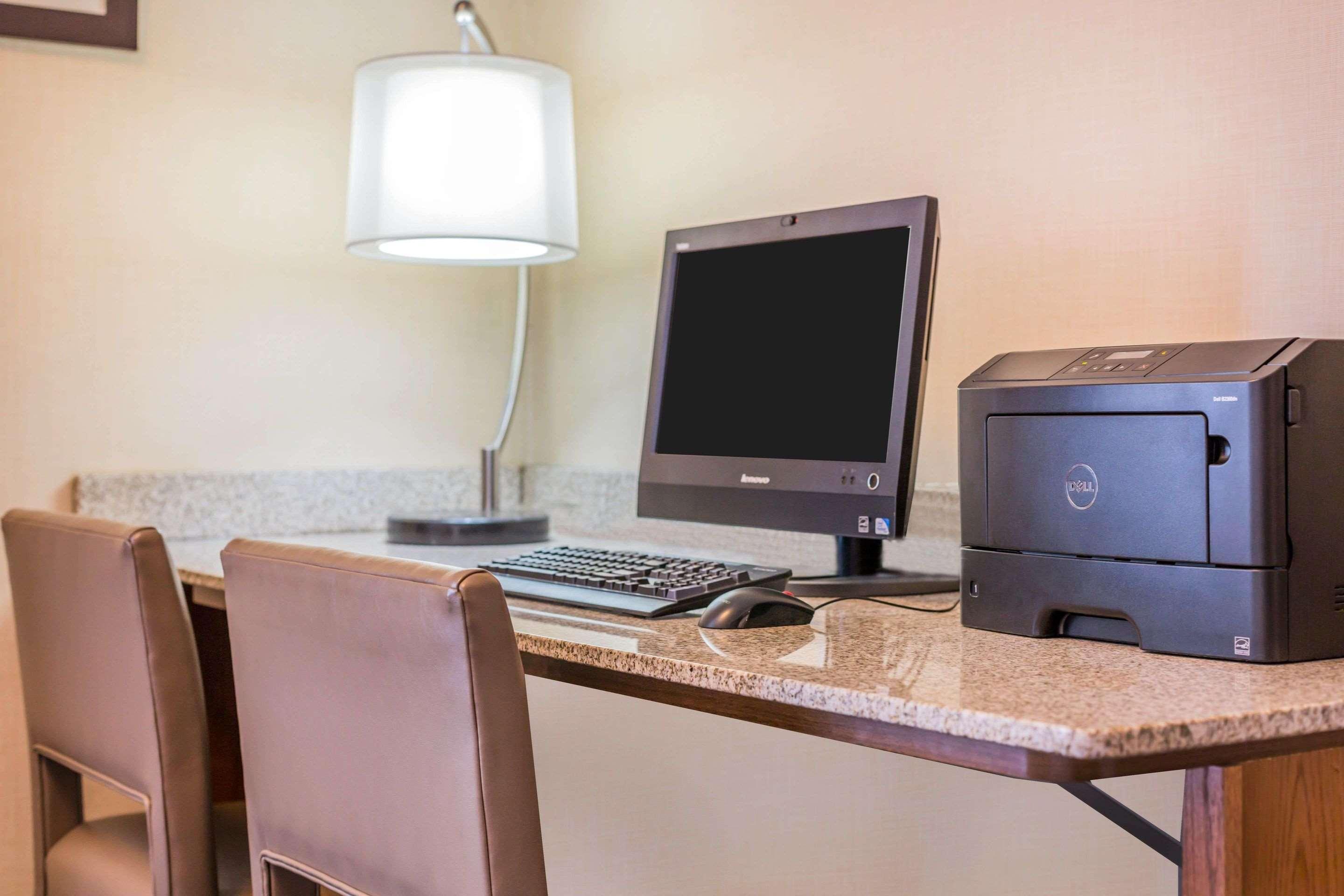 Comfort Inn & Suites Burlington Esterno foto