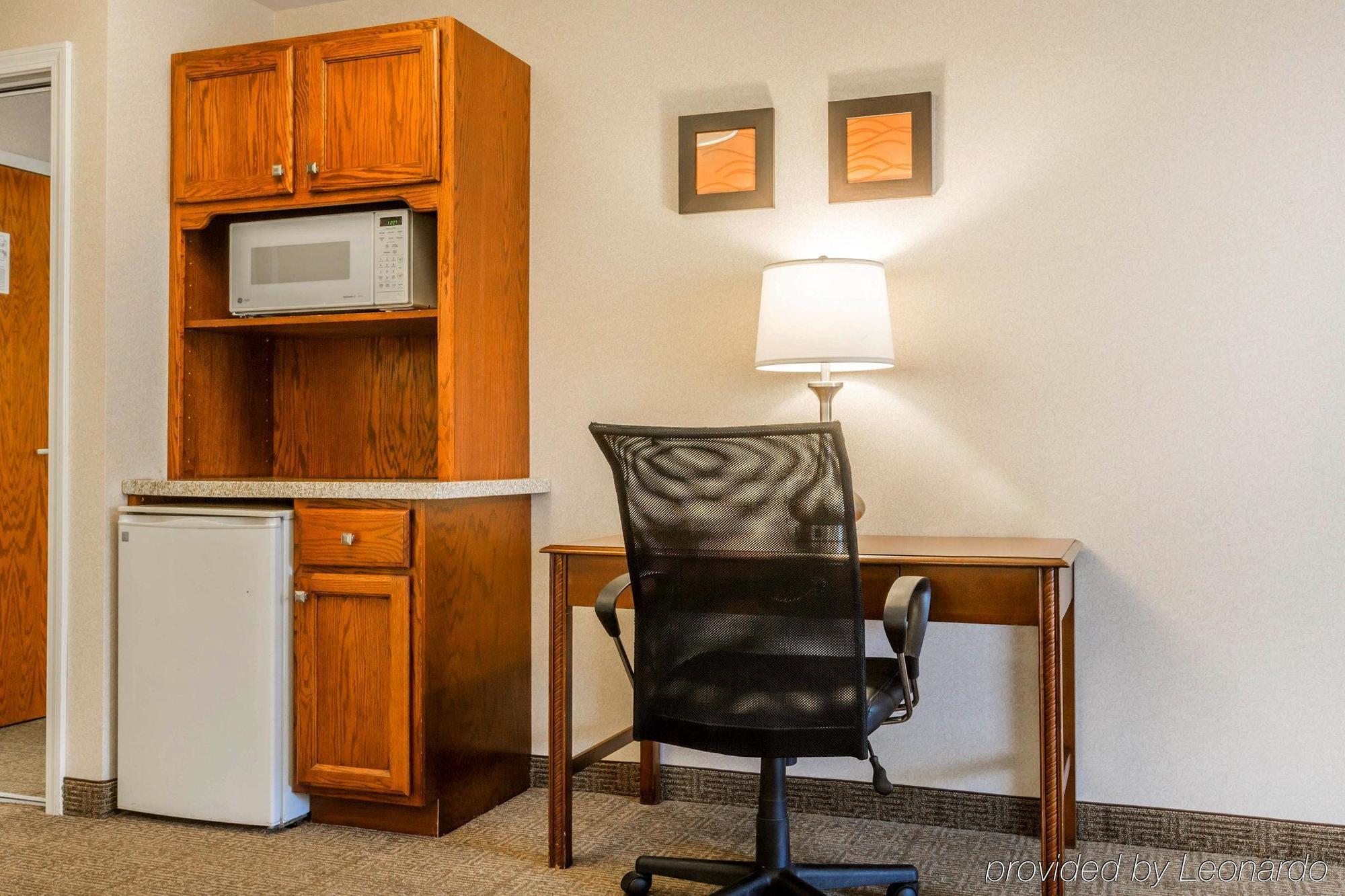 Comfort Inn & Suites Burlington Esterno foto